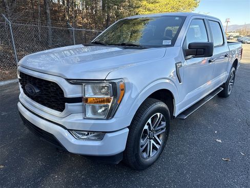 Used 2022 Ford F150 XL w/ STX Appearance Package image 3