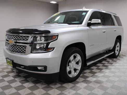 Used 2018 Chevrolet Tahoe LT w/ LT Signature Package image 8