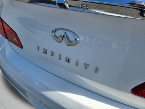 Used 2015 INFINITI Q40 w/ Moonroof Package RWD image 29