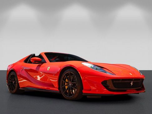 Certified 2021 Ferrari 812 GTS RWD image 31
