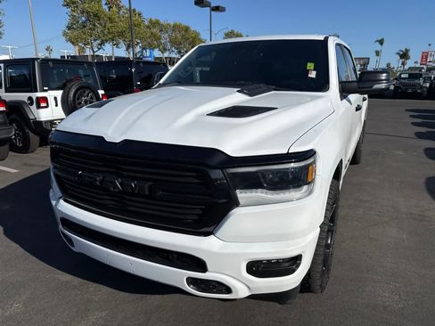 Used 2023 RAM 1500 Laramie AWD/4WD image 2