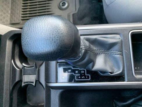 Used 2022 Toyota Tacoma SR5 image 23