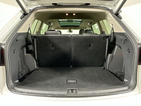 Used 2018 Volkswagen Atlas SEL Premium image 31