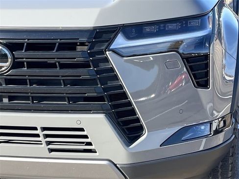 Used 2024 Lexus GX 550 image 9
