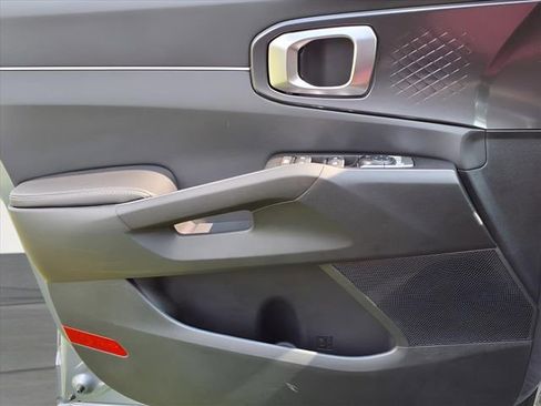 New 2025 Kia Sorento S w/ Panoramic Sunroof Package FWD image 19