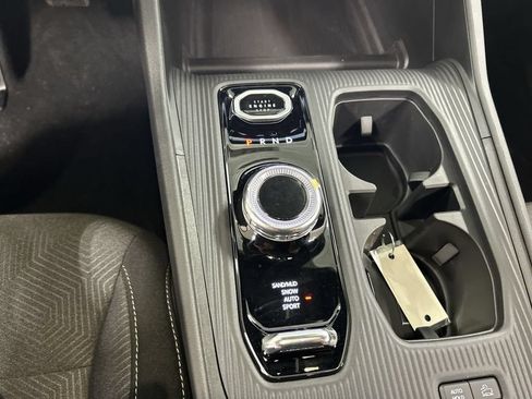 New 2026 Jeep Cherokee Laredo AWD/4WD image 18