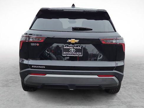 Used 2025 Chevrolet Equinox LT image 5