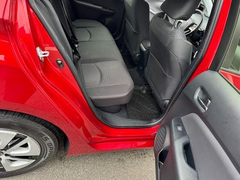 Used 2017 Toyota Prius Two image 40