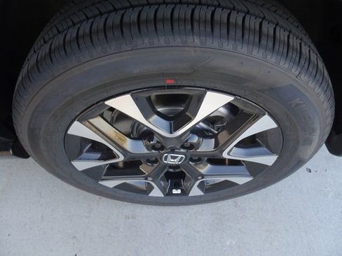 New 2026 Honda HR-V EX-L image 10