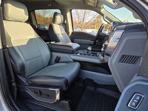 Certified 2023 Ford F150 Lariat w/ Trailer Tow Package image 19