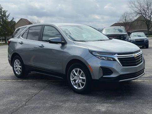 Used 2024 Chevrolet Equinox LT w/ LPO, Floor Liner Package image 2