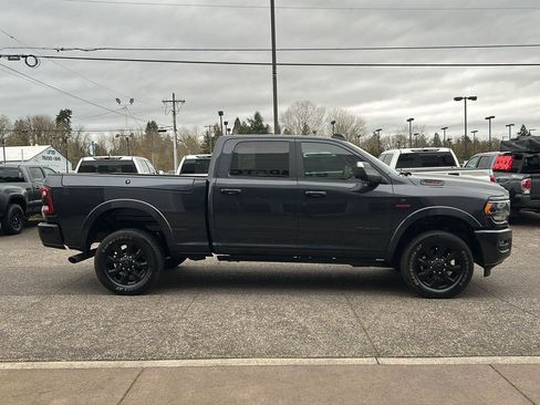 Used 2022 RAM 2500 Limited image 5