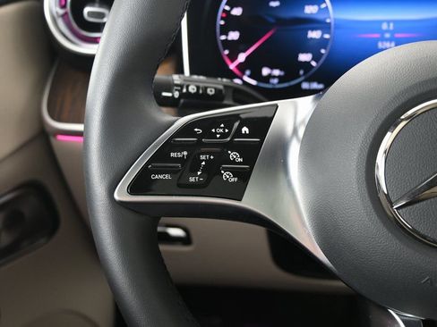 Used 2026 Mercedes-Benz GLC 300 4MATIC image 39