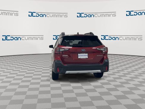 Used 2022 Subaru Outback Limited AWD/4WD image 7