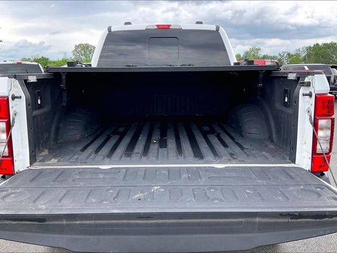 Used 2022 Ford F250 Lariat AWD/4WD image 9