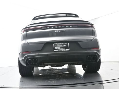 Certified 2024 Porsche Cayenne Coupe AWD/4WD image 49