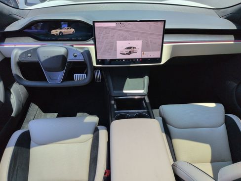Used 2026 Tesla Model S Plaid AWD/4WD image 29