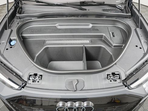 New 2027 Audi Q6 e-tron Premium Plus AWD/4WD image 3
