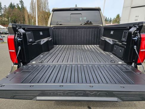 New 2026 Toyota Tacoma TRD Off-Road AWD/4WD image 14