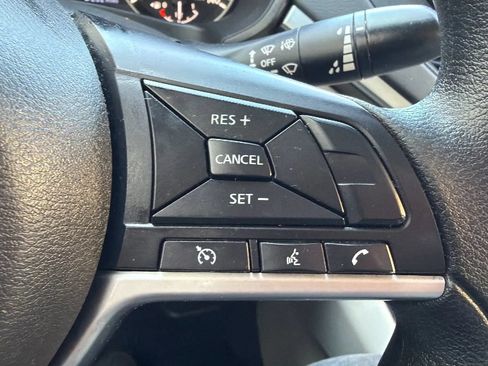 Used 2022 Nissan Altima 2.5 SV FWD image 11