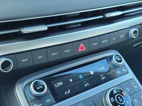 Certified 2024 Hyundai Palisade Calligraphy image 35