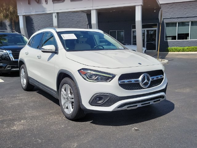 Used 2022 Mercedes-Benz GLA 250 4MATIC image 3