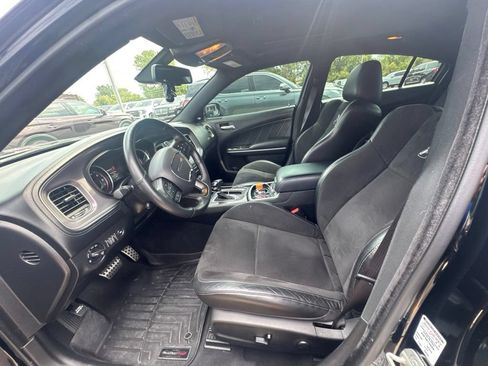 Used 2023 Dodge Charger Scat Pack w/ Plus Group RWD image 8