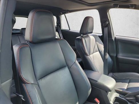 Used 2016 Toyota RAV4 SE w/ Advanced Technology Package image 12