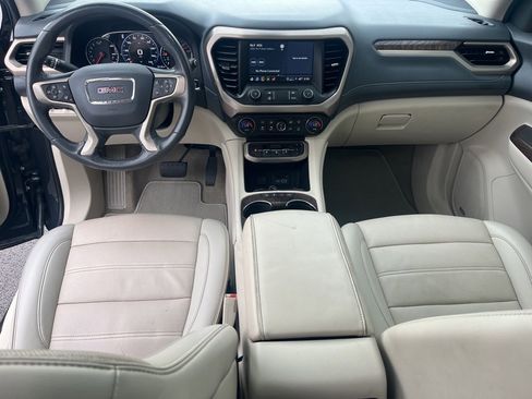 Used 2021 GMC Acadia Denali w/ Denali Ultimate Package image 16