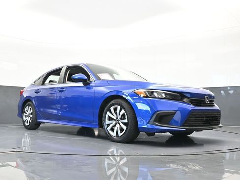 Used 2023 Honda Civic LX image 57