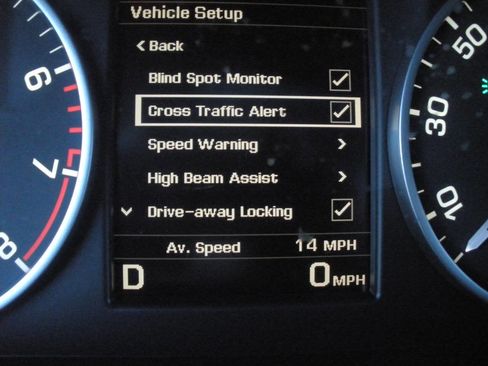 Used 2015 Land Rover LR4 HSE image 39