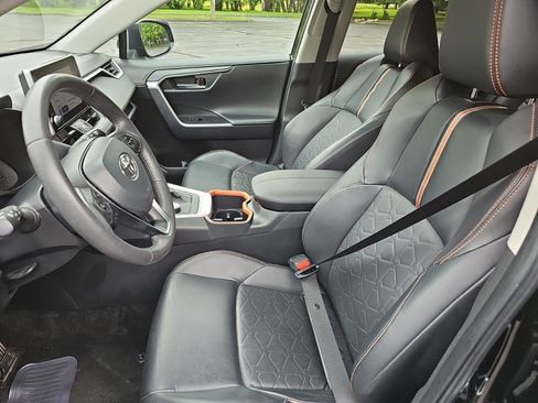 Used 2024 Toyota RAV4 Adventure AWD/4WD image 19