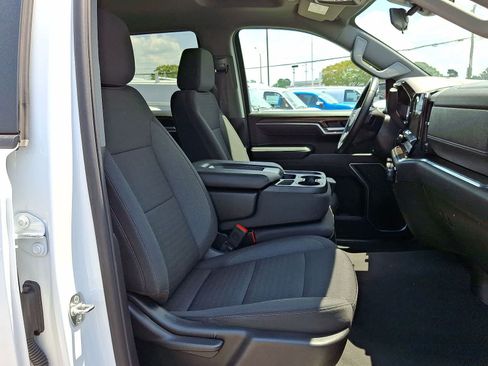 Used 2025 Chevrolet Silverado 1500 LT AWD/4WD image 33