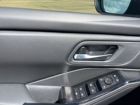 New 2026 Nissan Rogue SV image 11