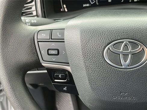 Certified 2025 Toyota Camry LE image 12