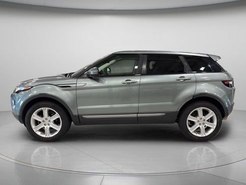 Used 2015 Land Rover Range Rover Evoque Pure Plus AWD/4WD image 2