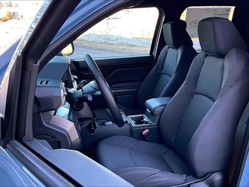 New 2026 Toyota Tacoma SR5 image 9