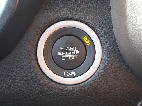 Used 2022 RAM 1500 Laramie image 23