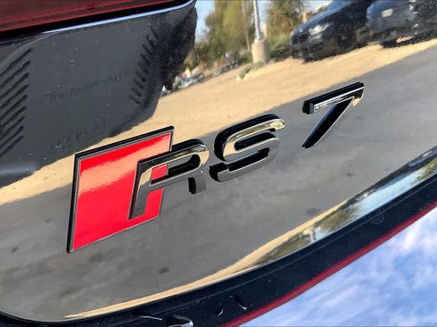 Used 2025 Audi RS 7 Performance image 28