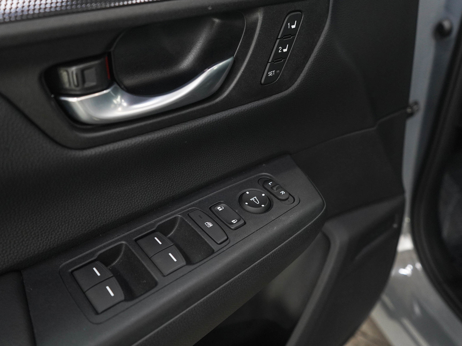 Used 2026 Honda CR-V Sport-L image 21