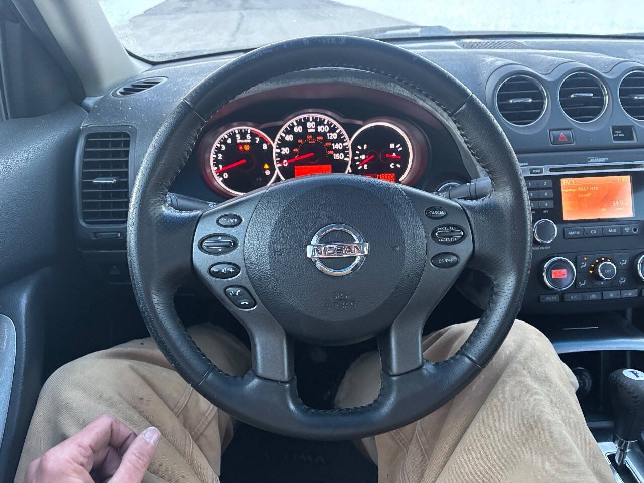 Used 2010 Nissan Altima 2.5 SL w/ SL Pkg FWD image 12