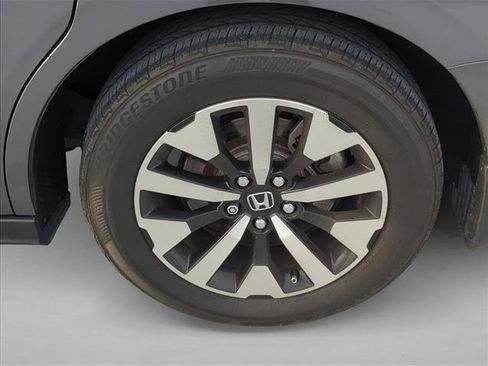 Used 2025 Honda Odyssey EX-L image 6