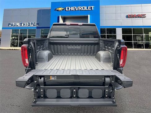 New 2025 GMC Sierra 1500 SLT w/ SLT Premium Plus Package AWD/4WD image 8