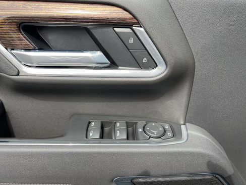 New 2025 GMC Sierra 2500 SLE w/ Max Trailering Package image 18