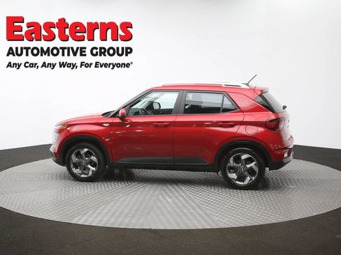 Used 2023 Hyundai Venue Limited FWD image 61