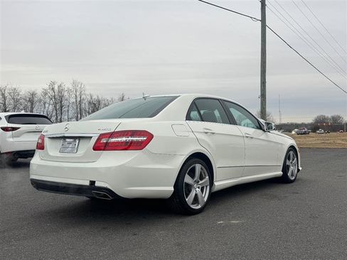 Used 2010 Mercedes-Benz E 350 4MATIC Sedan image 8
