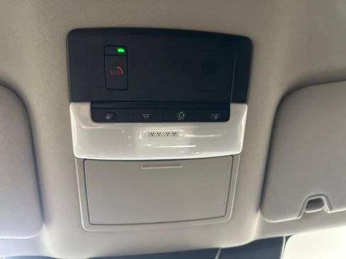 Used 2025 Nissan Pathfinder SV AWD/4WD image 65
