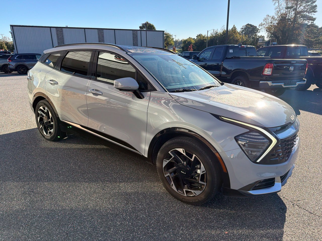Used 2023 Kia Sportage SX FWD image 11