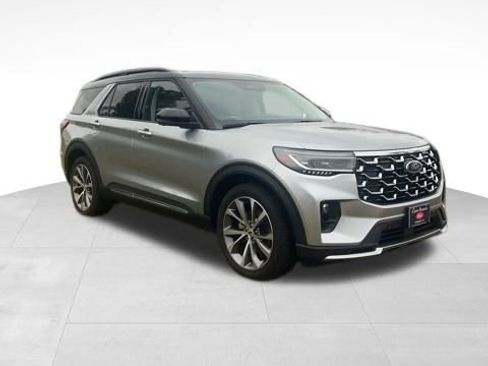 Used 2025 Ford Explorer Platinum w/ Ultimate Package image 1