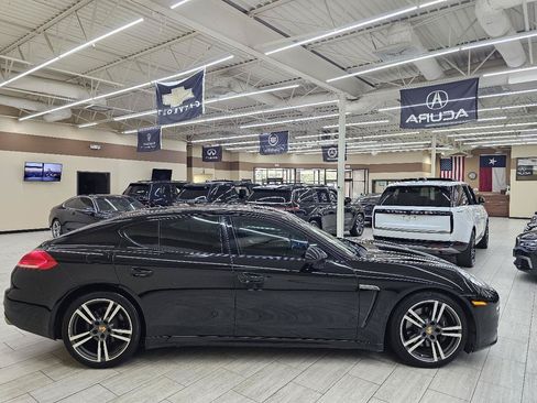 Used 2016 Porsche Panamera image 5